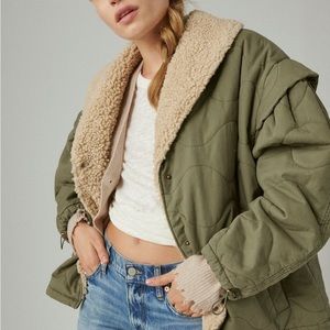 lucky brand quilted bomber jacket
olive
size large